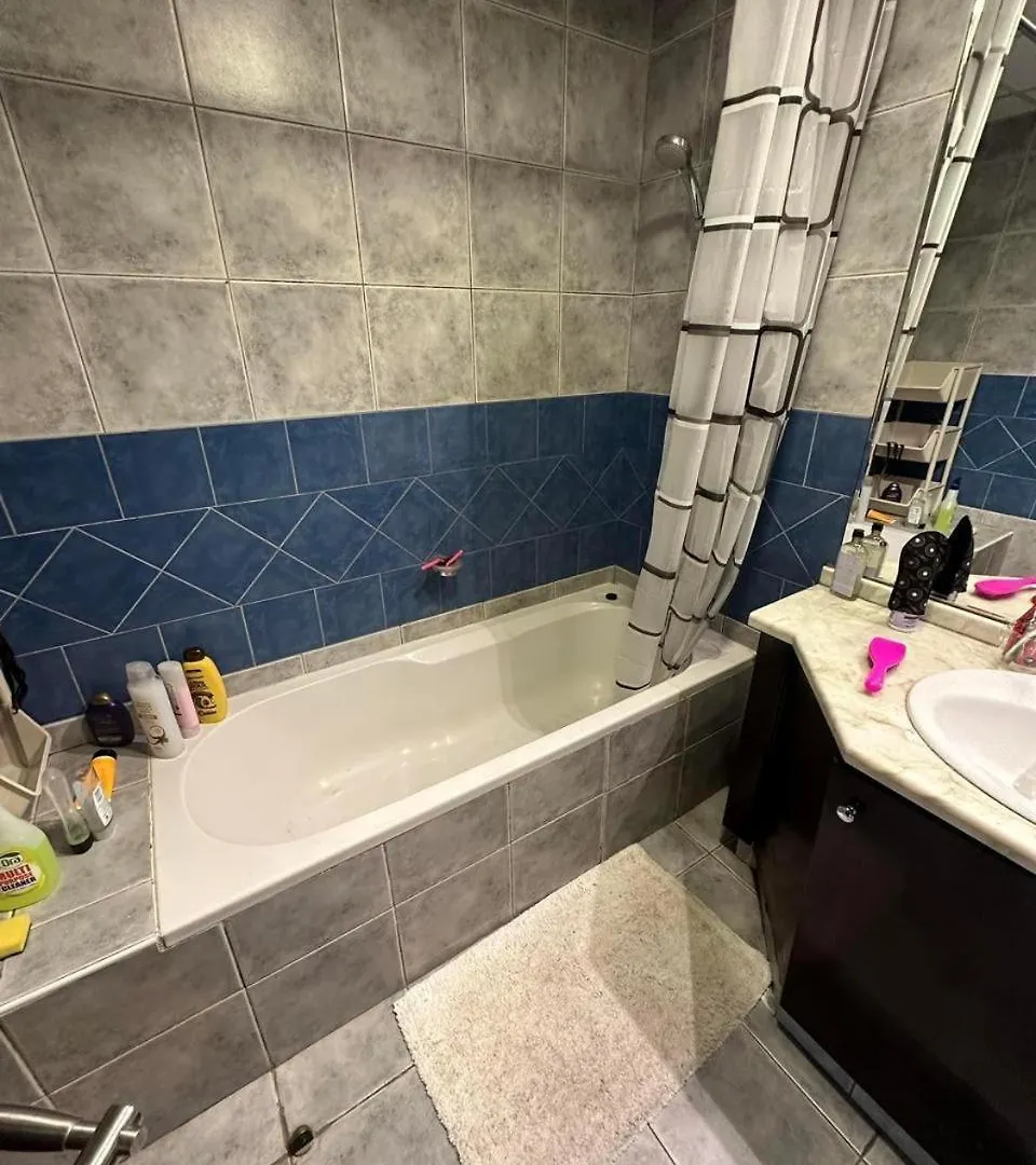 Marina Comfort Room With Bath Inside Dubai United Arab Emirates
