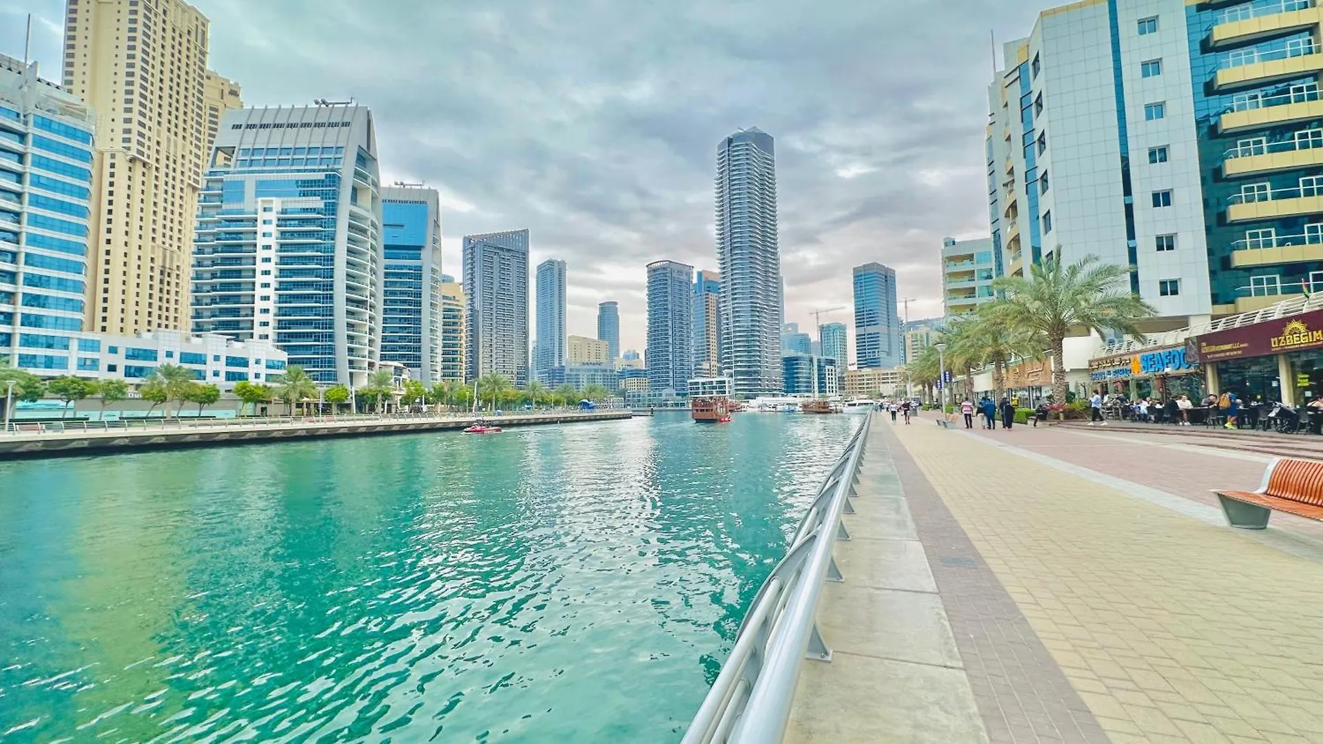 منزل للإقامة Marina Comfort Room With Bath Inside دبي